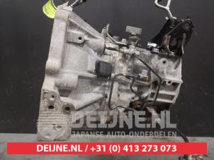Toyota Yaris Versnellingsbak O538540 foto 2