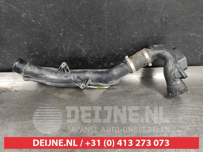 Gebruikte Intercooler Buis Toyota Verso 1.6 D-4D 16V Prijs op aanvraag aangeboden door V.Deijne Jap.Auto-onderdelen BV
