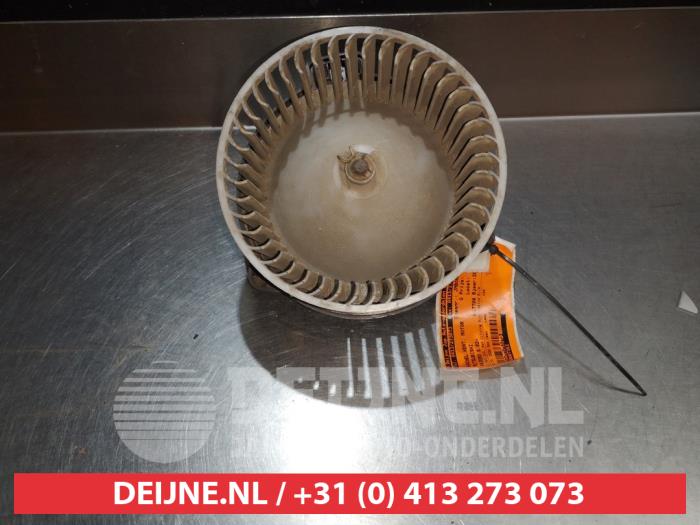 Mitsubishi Pajero Kachel Ventilatiemotor O367240