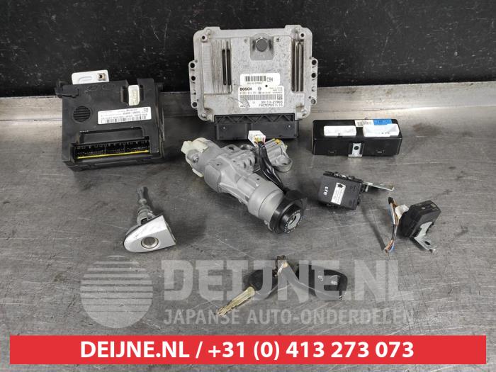 Gebruikte Computer Motormanagement Hyundai Santa Fe II (CM) 2.2 CRDi 16V 4x2 Prijs € 100,00 Margeregeling aangeboden door V.Deijne Jap.Auto-onderdelen BV