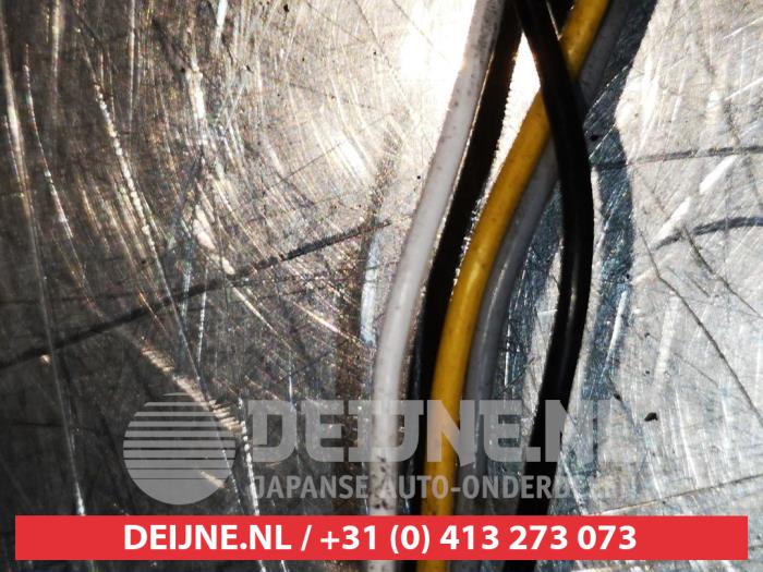 Lambda Sonde van een Hyundai Trajet 2.7 V6 24V 2000