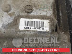 Honda CR-V Transfergetriebe 4x4 O539605 foto 3