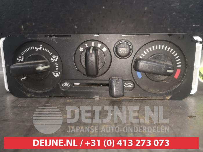 Suzuki Jimny Heizung Bedienpaneel O539624