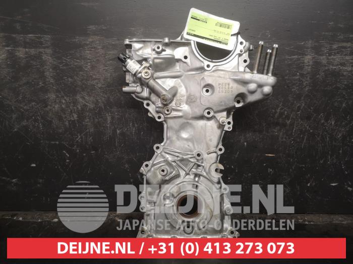 Gebruikte Distributiedeksel Mazda 3 Sport (BP) 2.0 SkyActiv-G 122 Mild Hybrid 16V Prijs € 75,00 Margeregeling aangeboden door V.Deijne Jap.Auto-onderdelen BV