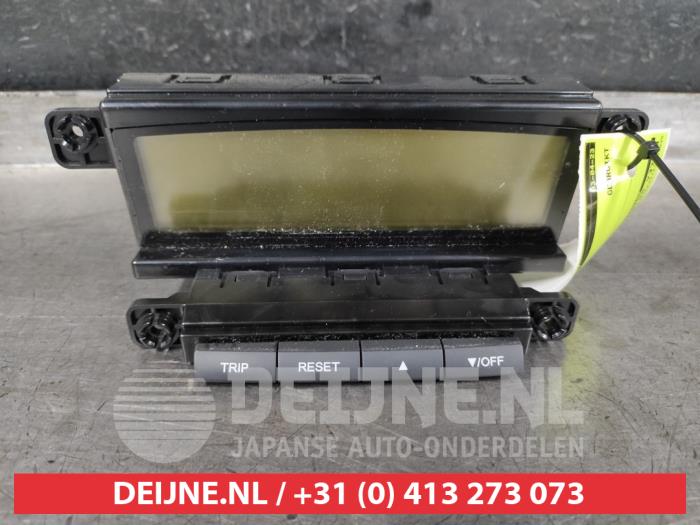Display Interieur van een Kia Cee'd (EDB5) 1.4 CVVT 16V 2007