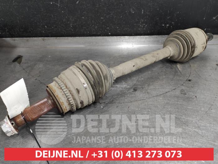 Mitsubishi Pajero Aandrijfas rechts-achter O540332