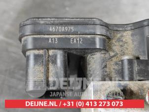 Mitsubishi L200 ABS pump O540474 photo 2