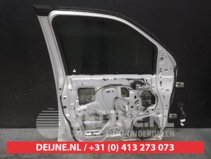 Nissan Navara Tür 4-türig links vorne O540568 foto 2
