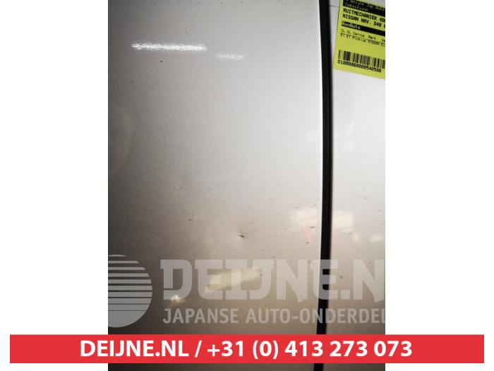 Nissan Navara Portier 4Deurs rechts-achter O540580