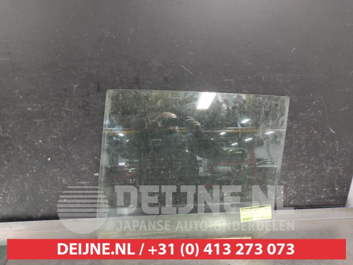 Toyota Rav-4 Portierruit 4Deurs links-achter O540838