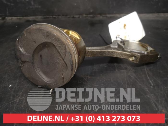 Gebruikte Zuiger Lexus IS (E2) 250 2.5 V6 24V Prijs € 50,00 Margeregeling aangeboden door V.Deijne Jap.Auto-onderdelen BV