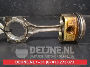 Lexus IS Piston O541367 photo 2
