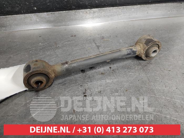 Kia Sportage Draagarm rechts-achter O541411