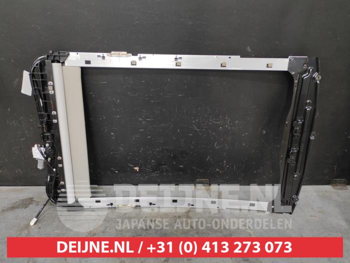 Toyota Auris Sunroof mechanism O541422