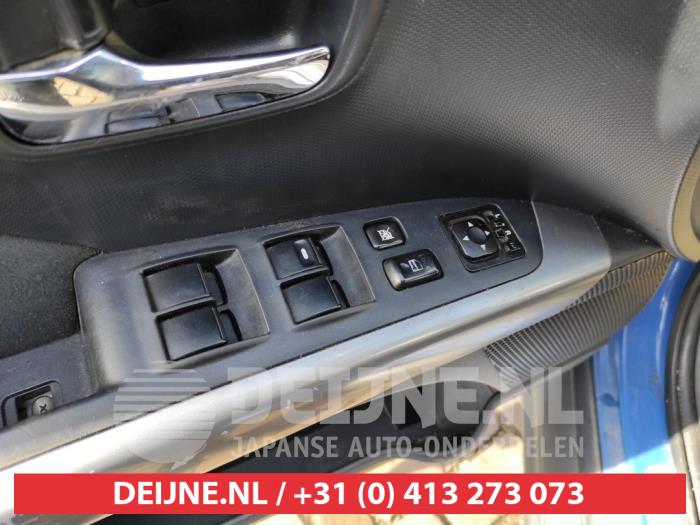 Mitsubishi Outlander Combischakelaar ramen O541456