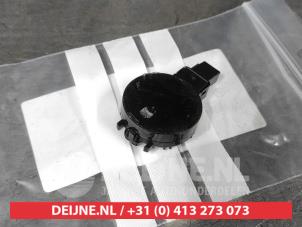 Gebruikte Regensensor Hyundai Tucson (NX) 1.6 T-GDI HEV Prijs € 25,00 Margeregeling aangeboden door V.Deijne Jap.Auto-onderdelen BV