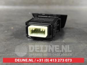 Hyundai Tucson Panic lighting switch O541512 photo 2