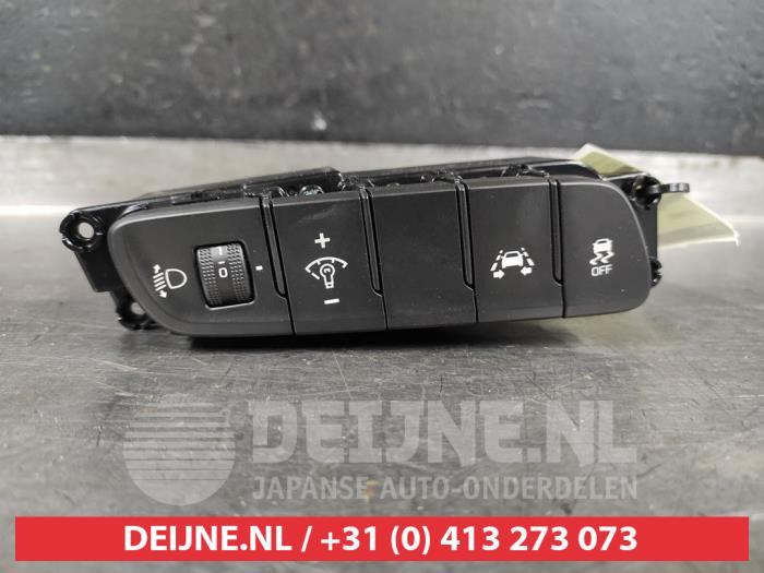 Hyundai I30 Leuchtweitenverstellung LWR O541606