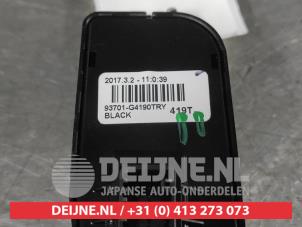 Hyundai I30 Schakelaar Koplamp Ihv O541606 foto 3