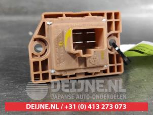 Hyundai I30 Kachel Weerstand O541613 foto 2