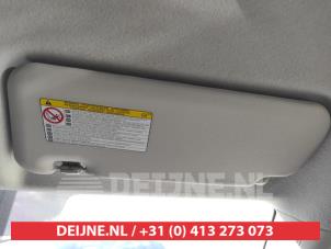 Gebruikte Zonneklep Mazda 3 Sport (BL14/BLA4/BLB4) 1.6 CiTD 16V Prijs € 25,00 Margeregeling aangeboden door V.Deijne Jap.Auto-onderdelen BV