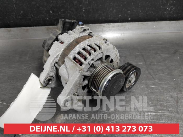 Gebruikte Dynamo Hyundai i30 (PDEB5/PDEBB/PDEBD/PDEBE) 1.0 T-GDI 12V Prijs € 50,00 Margeregeling aangeboden door V.Deijne Jap.Auto-onderdelen BV