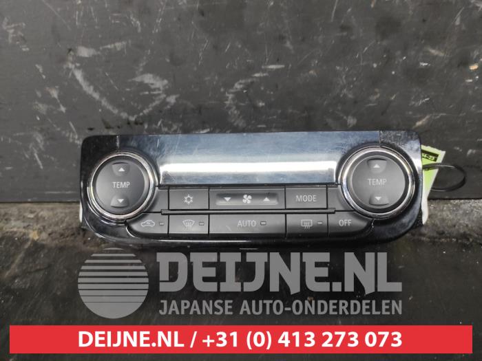 Mitsubishi Outlander Kachel Bedieningspaneel O542401