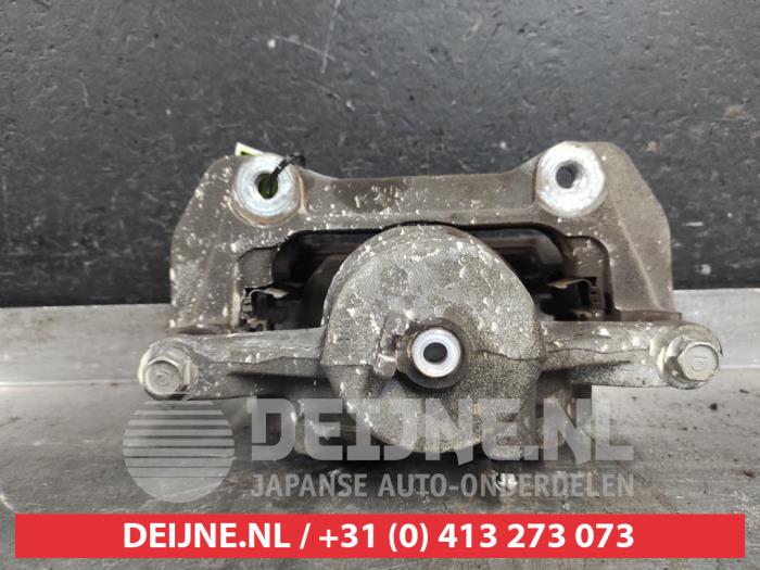 Kia Ceed Sportswagon Remklauw (Tang) links-voor O542610