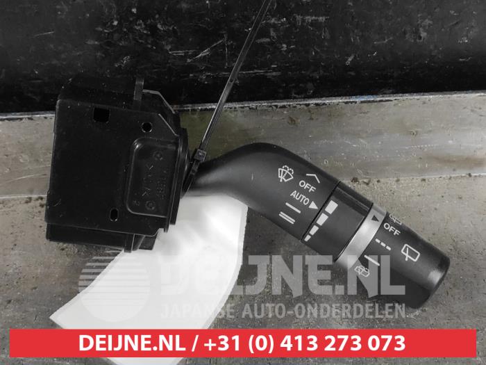 Mazda 5 Ruitenwis Schakelaar O542782