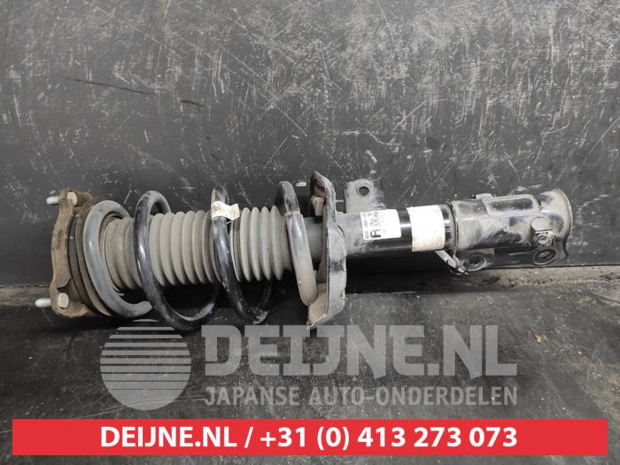 Hyundai I30 Front shock absorber rod, right O542989