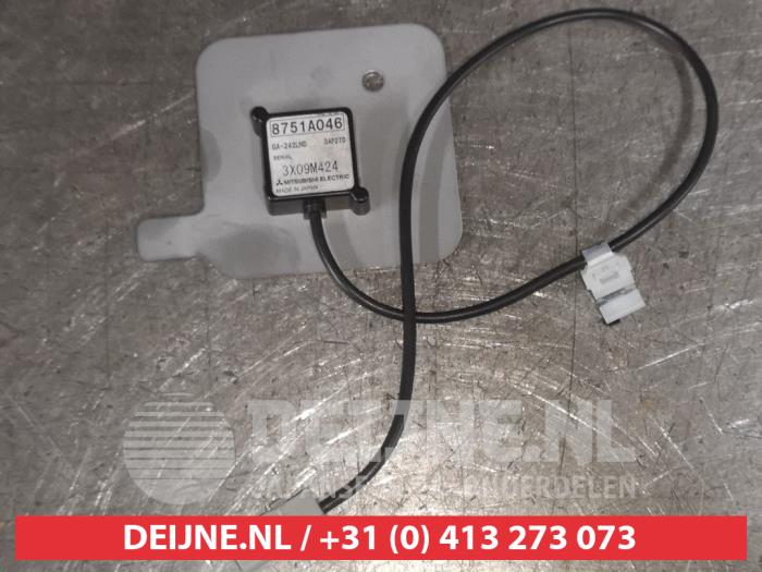 Mitsubishi Outlander GPS Antenne O543160