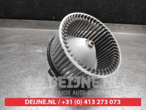 Gebruikte Blower Mazda 5 (CWA9) 1.8i 16V Prijs € 50,00 Margeregeling aangeboden door V.Deijne Jap.Auto-onderdelen BV