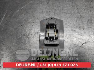 Subaru Legacy Heater resistor O543620 photo 2