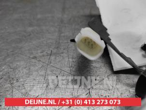 Toyota Auris Portiergreep 4Deurs links-voor O543633 foto 3