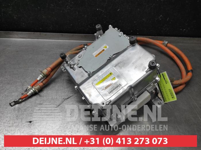Gebruikte Computer 4x4 Mitsubishi Outlander (GF/GG) 2.0 16V PHEV 4x4 Prijs € 50,00 Margeregeling aangeboden door V.Deijne Jap.Auto-onderdelen BV