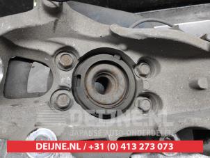 Nissan 370Z Knuckle, front left O543815 photo 3