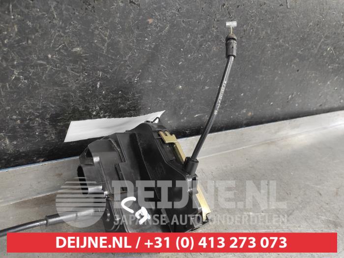 Nissan Primera Deurslot Mechaniek 4Deurs links-achter O543954