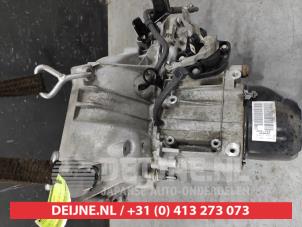 Nissan Micra Getriebe O543987 foto 3