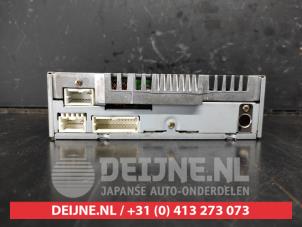 Nissan Primera CD player O544226 photo 3