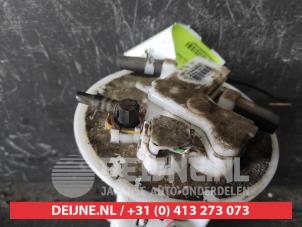 Toyota Yaris Brandstofpomp Elektrisch O544687 foto 2