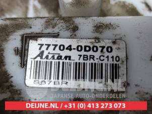 Toyota Yaris Brandstofpomp Elektrisch O544687 foto 3