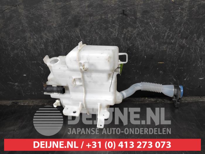 Mazda 3 Ruitensproeiertank voor O544787