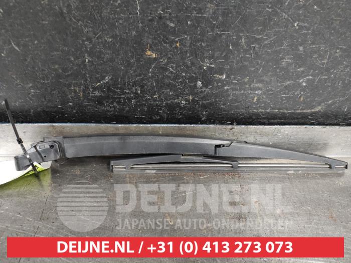 Hyundai Kona Scheibenwischerarm hinten O545026