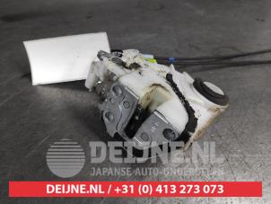 Daihatsu Cuore Türschlossmechanik 4-türig rechts hinten O545112 foto 2