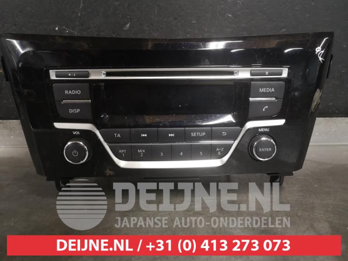 Nissan Qashqai Radio O545418