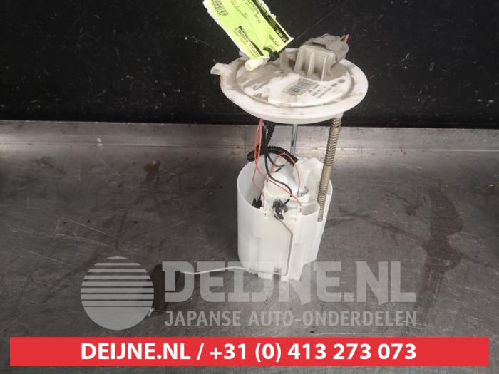Gebruikte Tank element Pomp Nissan Qashqai (J11) 1.2 DIG-T 16V Prijs € 75,00 Margeregeling aangeboden door V.Deijne Jap.Auto-onderdelen BV