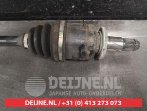 Subaru Impreza Aandrijfas links-achter O545592 foto 3