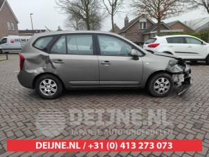 Gebruikte Driehoeks Ruit rechts-achter Kia Carens III (FG) 2.0i CVVT 16V Prijs op aanvraag aangeboden door V.Deijne Jap.Auto-onderdelen BV