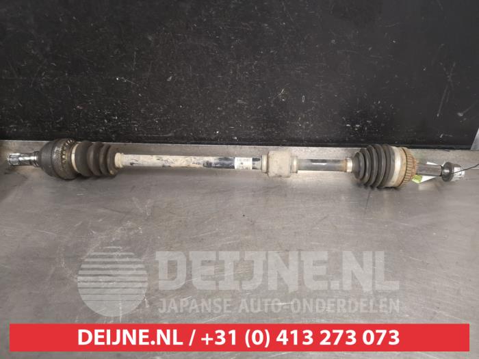 Gebruikte Aandrijfas rechts-voor Chevrolet Aveo (250) 1.4 16V LS Prijs € 50,00 Margeregeling aangeboden door V.Deijne Jap.Auto-onderdelen BV