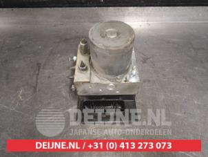 Suzuki Kizashi ABS pump O545850 photo 3